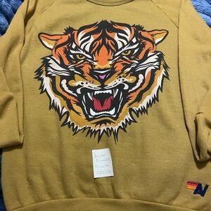 Avistor nation tiger sweatshirt xs